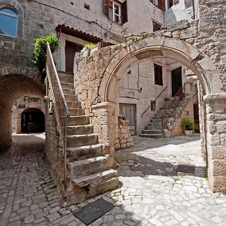 It Brand New Stylish شقة *