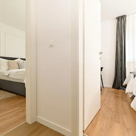 Apartman It Brand New Stylish