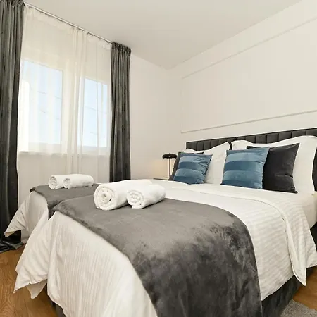 Apartman It Brand New Stylish