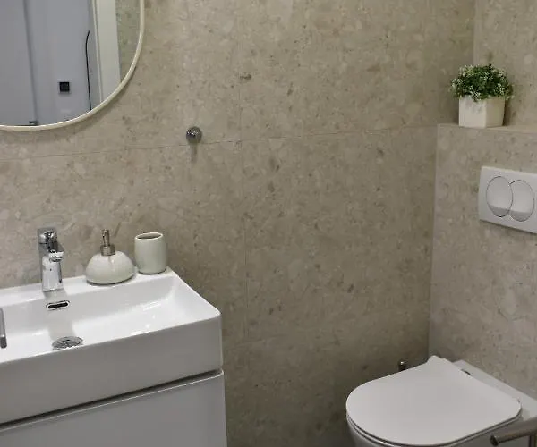 It Brand New Stylish Apartment *