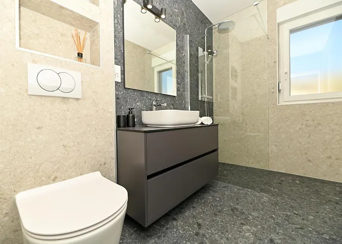 It Brand New Stylish Apartment *