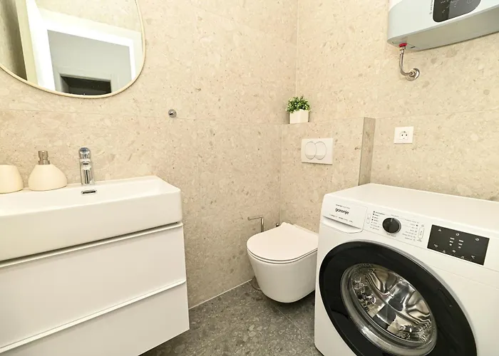 Apartment It Brand New Stylish *