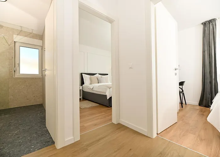 It Brand New Stylish Apartment Trogir