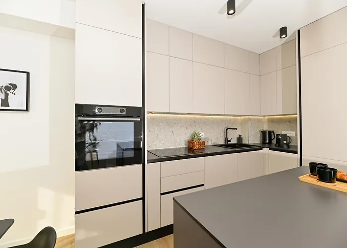 It Brand New Stylish Apartment *