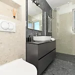 It Brand New Stylish Apartment Trogir
