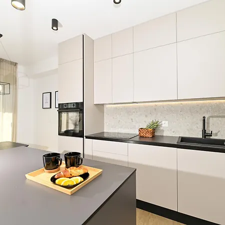 It Brand New Stylish Apartment