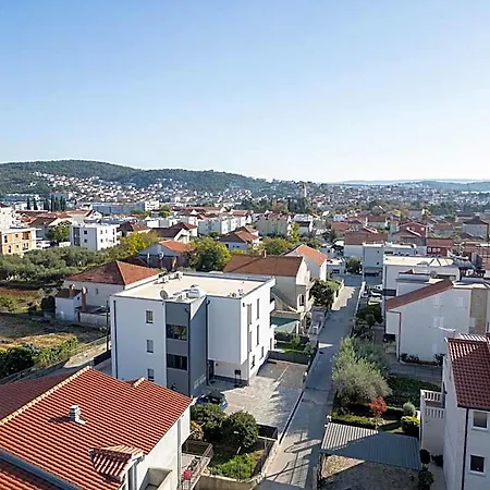 Apartment It Brand New Stylish *
