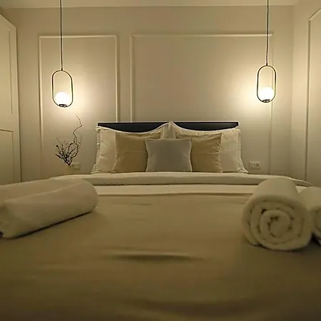 It Brand New Stylish Trogir