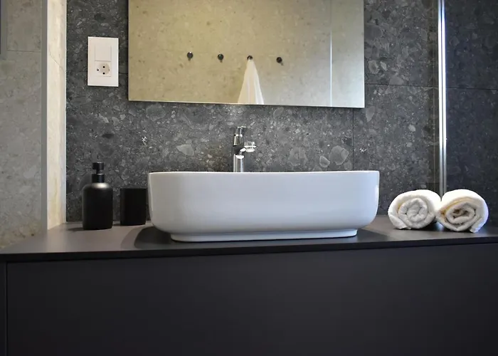 It Brand New Stylish *