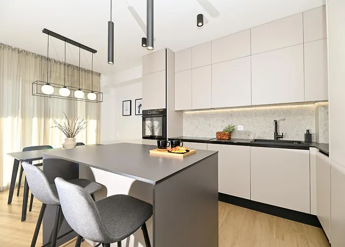 It Brand New Stylish