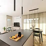 아파트 It Brand New Stylish